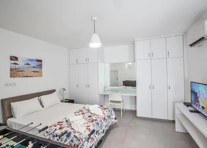 Greco Ccv2 By Interhome * Protaras